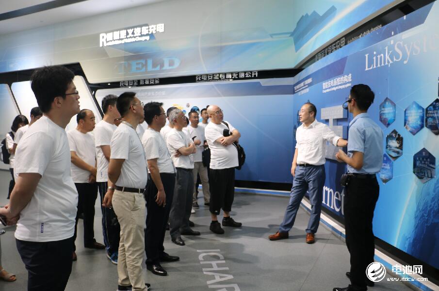 電池百人會(huì)企業(yè)家一行參觀考察青島特銳德電氣股份有限公司&青島特來電新能源有限公司