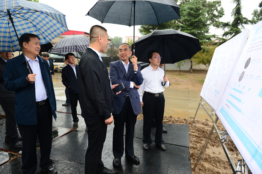 山西省委常委、常務(wù)副省長林武蒞臨山西藍(lán)科途調(diào)研指導(dǎo)工作