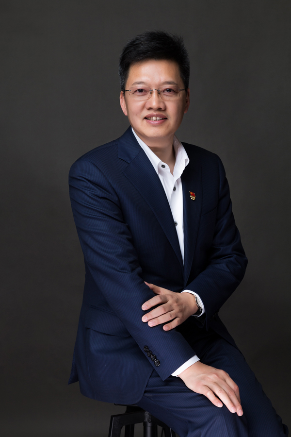 于德翔：書寫特銳德“百日上市”傳奇 轉戰新能源車充電網