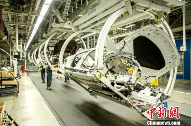 華晨寶馬鐵西工廠生產(chǎn)車間。資料圖