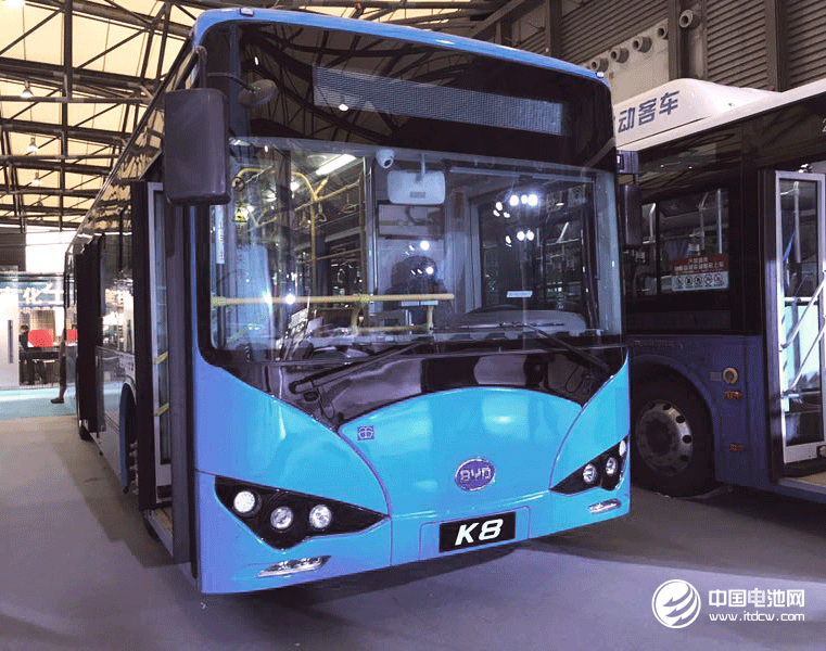 電動(dòng)汽車(chē)安全有“底線”了 三項(xiàng)強(qiáng)制性國(guó)標(biāo)公示