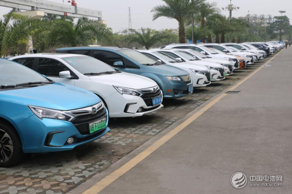 自主品牌迎來兩大挑戰(zhàn) 新能源汽車如何發(fā)力“穩(wěn)消費”