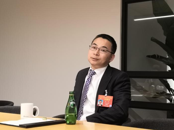 遠(yuǎn)景集團(tuán)CEO張雷：電動(dòng)車事故頻發(fā) 建議強(qiáng)化電池安全標(biāo)準(zhǔn)