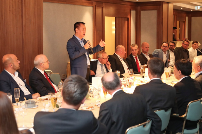 許家印赴德考察宴請眾汽車巨頭高管 引頂級技術為“恒馳”提速