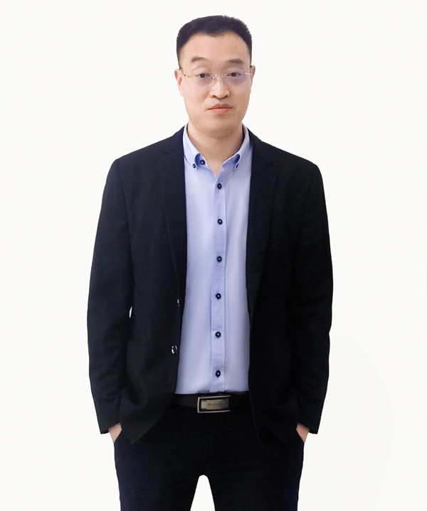 第9屆(2019年)中國電池行業(yè)年度人物:徐鋒 第9屆(2019年)中國電池行業(yè)年度人物:徐鋒