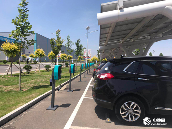 已建成充電樁12630余個 昆明率先出臺充換電站配套設施地方標準