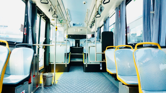 領航新時代綠色公交 首批全新比亞迪純電動客車投運深圳