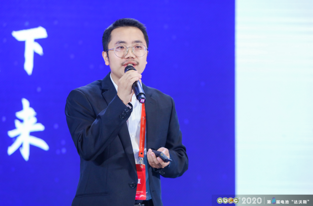 深圳市鐳煜科技有限公司研發副總經理龍國斌