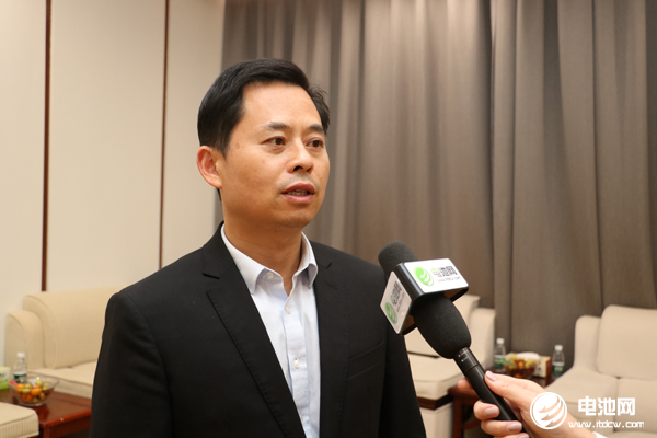 寧鄉高新區黨工委委員、管委會副主任劉穎