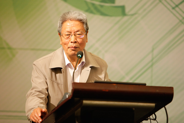 衣寶廉：五十年堅守與創(chuàng)新 探索燃料電池之路