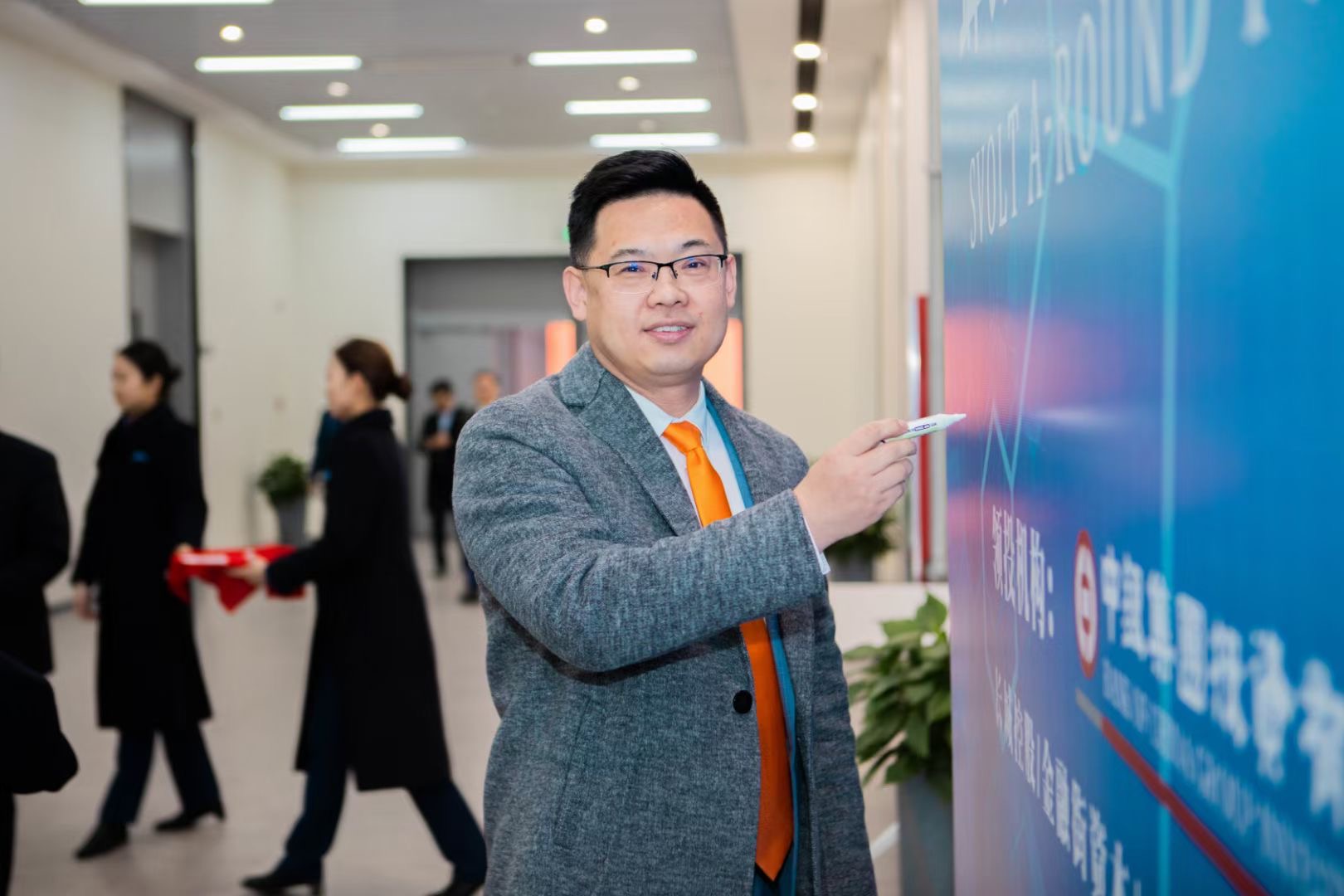 蜂巢能源完成35億元A輪融資簽約 中銀投及國投招商聯合領投 蜂巢能源完成35億元A輪融資簽約 中銀投及國投招商聯合領投