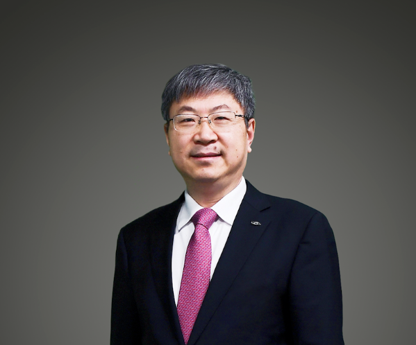 奇瑞汽車股份有限公司黨委書記、董事長尹同躍