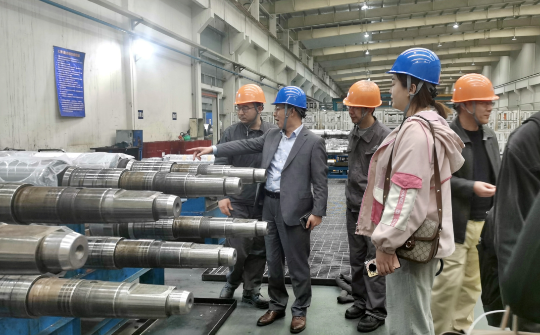 電池百人會理事長于清教一行調(diào)研鋁箔企業(yè) 電池百人會理事長于清教一行調(diào)研鋁箔企業(yè)