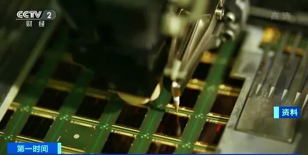 “芯”荒再升級(jí)？又一巨頭宣布，減產(chǎn)50萬(wàn)輛汽車！