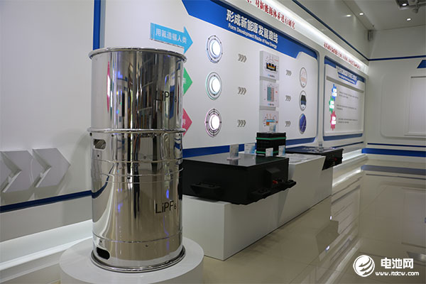 六氟磷酸鋰為何比碳酸鋰更快跌破成本線?