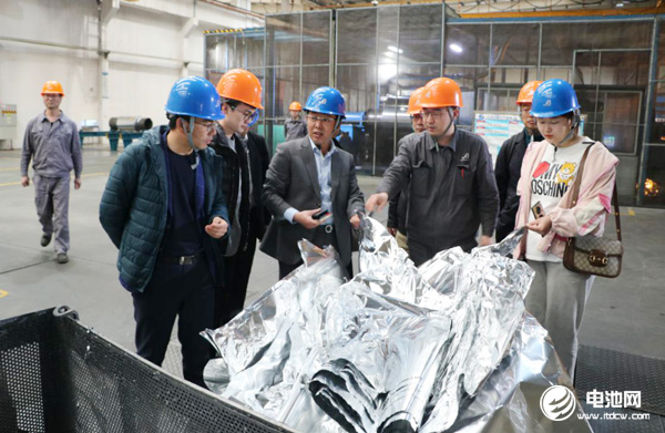 5.2億元!萬(wàn)順新材擬投建年產(chǎn)5萬(wàn)噸新能源涂碳箔項(xiàng)目