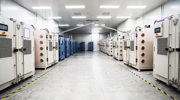 走進(jìn)蜂巢創(chuàng)新中心 直擊短刀針刺 走進(jìn)蜂巢創(chuàng)新中心 直擊短刀針刺