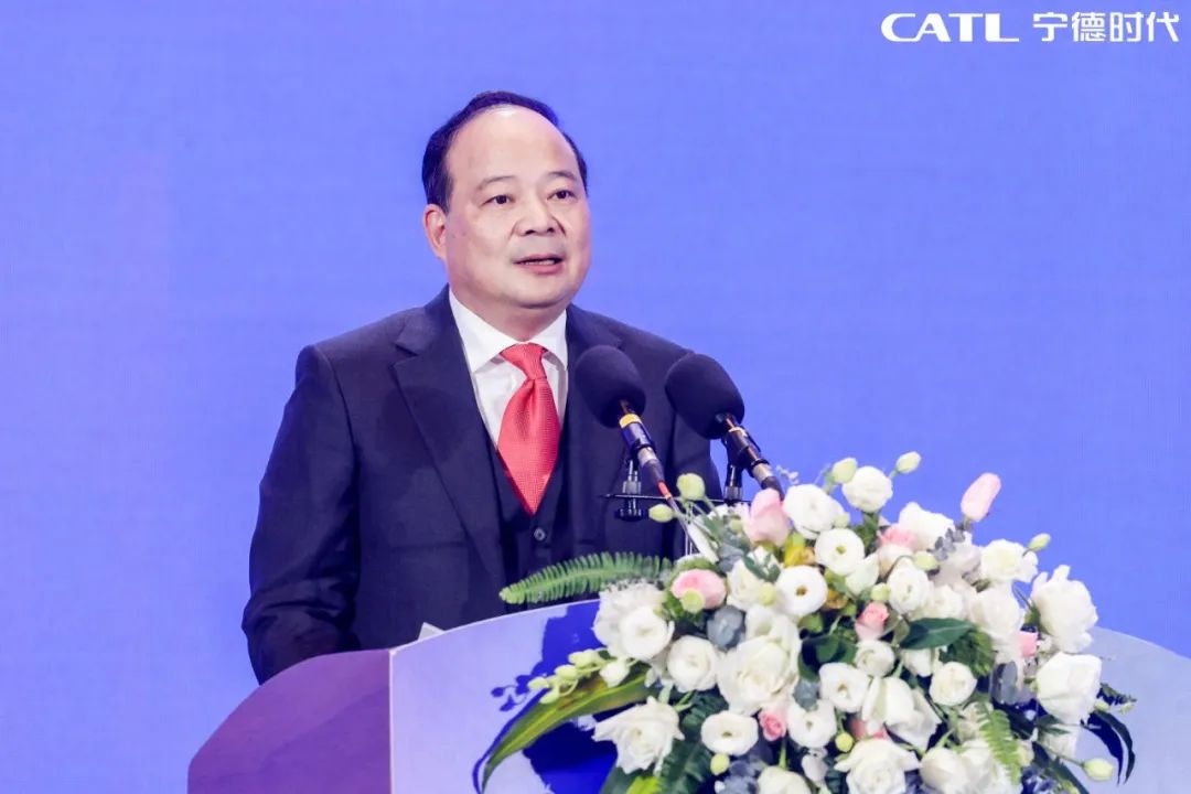 曾毓群：電池儲能需核電級安全保障 加快電池護照及配套政策研究