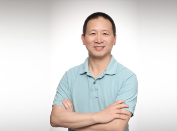 上海前晨汽車科技有限公司創(chuàng)始人、董事長兼CEO 黃晨東