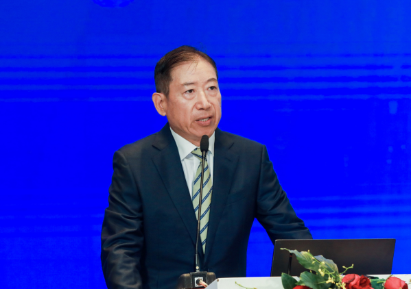 深圳市雄韜電源科技股份有限公司 董事長 張華農