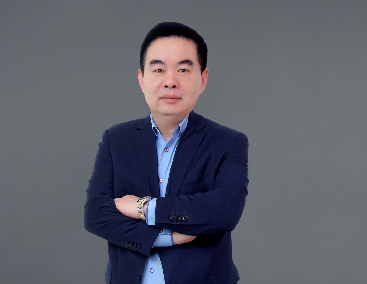 長(zhǎng)虹三杰新能源有限公司 總經(jīng)理 楊清欣 長(zhǎng)虹三杰新能源有限公司 總經(jīng)理 楊清欣