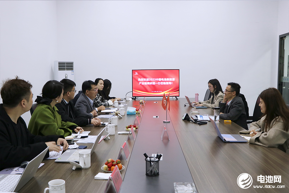 中國電池新能源產業鏈調研團一行參觀考察鋰盾材料