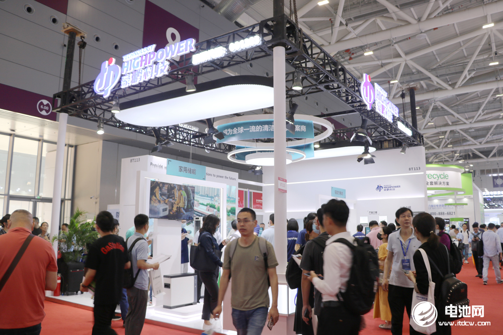 豪鵬科技鋰電收入占比逾8成 海外市場(chǎng)與儲(chǔ)能業(yè)務(wù)加速拓展