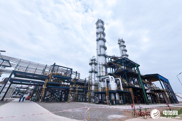 聯(lián)泓新科加速新能源材料布局 已涉足電解液/隔膜/固態(tài)電池等多個(gè)領(lǐng)域