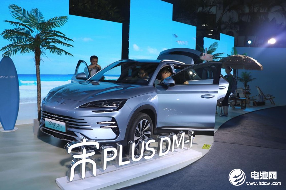 新能源汽車,比亞迪,刀片電池,宋PLUS冠軍版