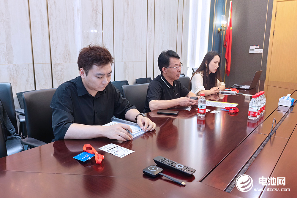 中關村新型電池技術創新聯盟秘書長于清教一行參觀考察先導智能 中關村新型電池技術創新聯盟秘書長于清教一行參觀考察先導智能