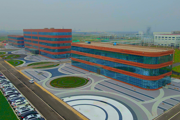 山東彩客新材料行政辦公區(qū) 圖/彩客新能源