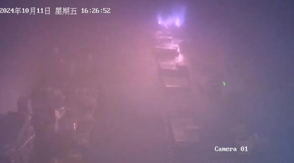 靜靜堆放的鋰電池也會爆炸？廣東佛山一電池廠燒了……