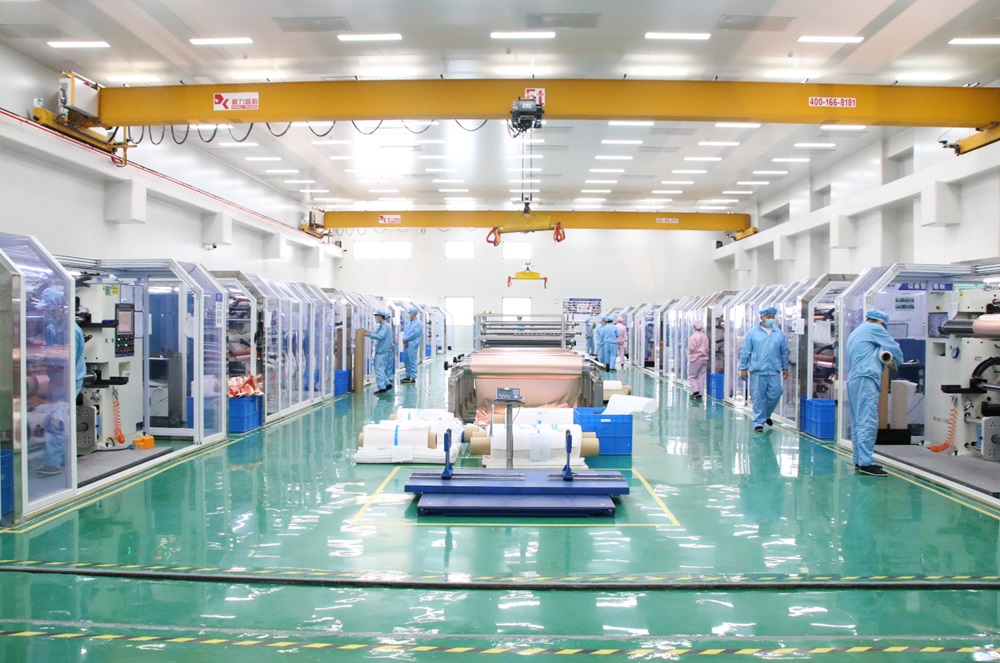 華創新材：單卷連續卷長超46500米4.5μm鋰電銅箔成功下卷
