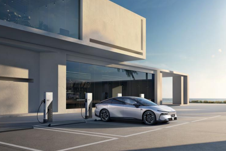 打造中國最大超快充網(wǎng)絡！小鵬攜大眾在華布局