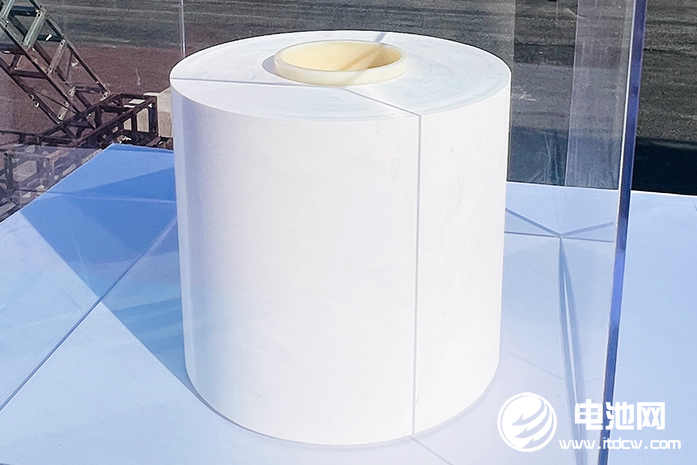 【隔膜周報】2024年我國濕法隔膜出貨量占比近77%！固態(tài)電池隔膜再現(xiàn)大單