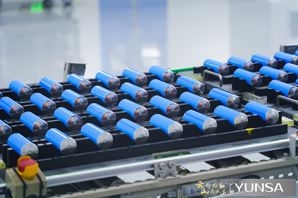 云山動(dòng)力大圓柱電池產(chǎn)線