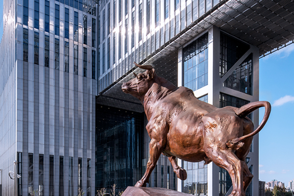 滬市主板年報：4.35萬億利潤背后，電動化智能化趨勢顯著