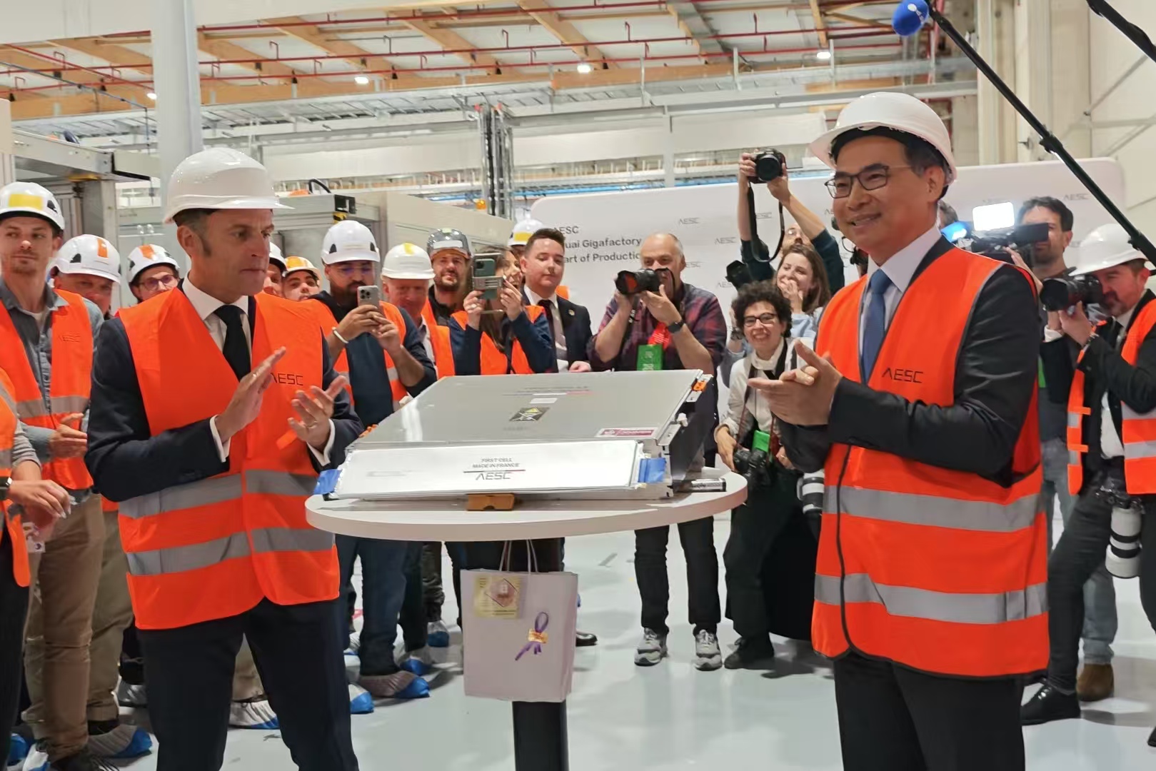 遠景動力法國超級工廠投產：首期10GWh，總統馬克龍見證
