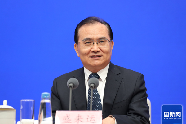 上半年新能源車產(chǎn)量同比增長(zhǎng)36.2% 工業(yè)機(jī)器人產(chǎn)量同比增長(zhǎng)35.6%