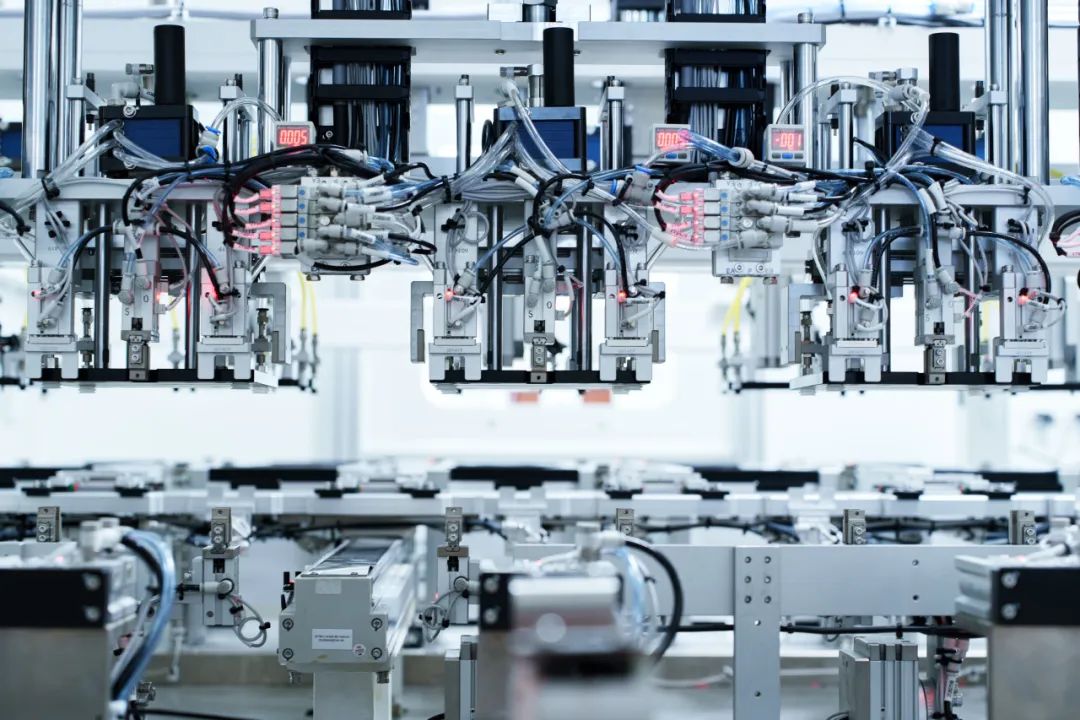 5GWh！晶科能源與億緯鋰能聯(lián)合電芯工廠量產(chǎn)